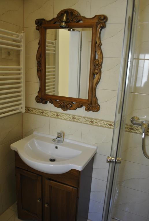 Apartment Pod Kostanji Osp ภายนอก รูปภาพ